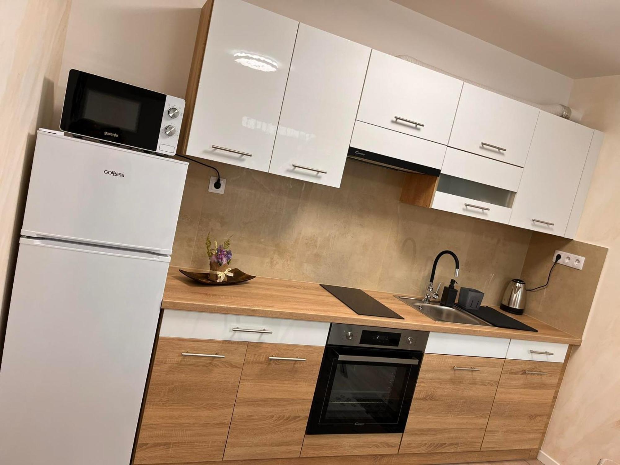 Greta Lux Apartman Гайдусобосло Екстер'єр фото