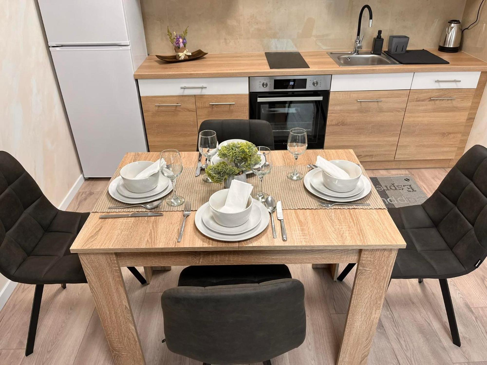 Greta Lux Apartman Гайдусобосло Екстер'єр фото